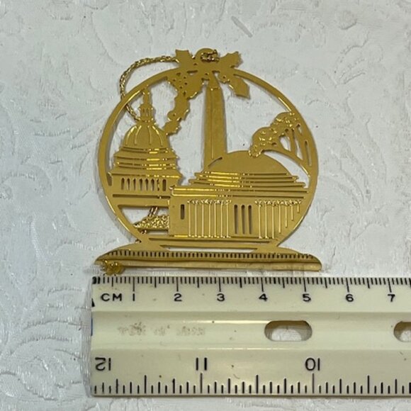 Washington DC's 3 iconic Landmarks Brass Table Tree Christmas Ornament - Picture 5 of 6